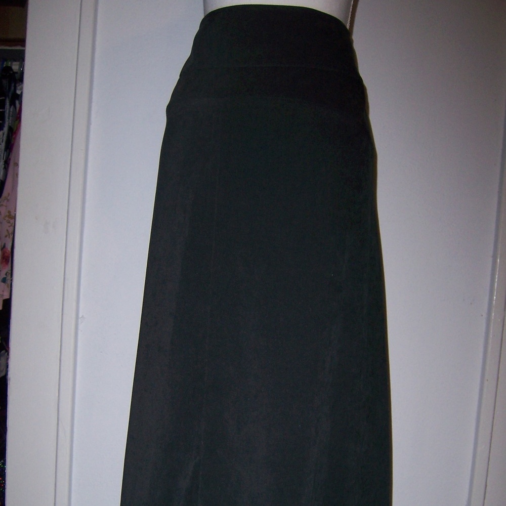 Womens Cato Woman 24W Green Suede Like Maxi Skirt